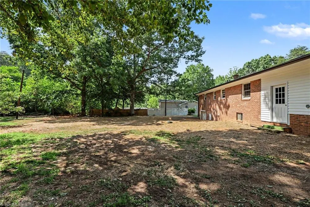 911 Harrison Crossroad Loop Reidsville, NC 27230