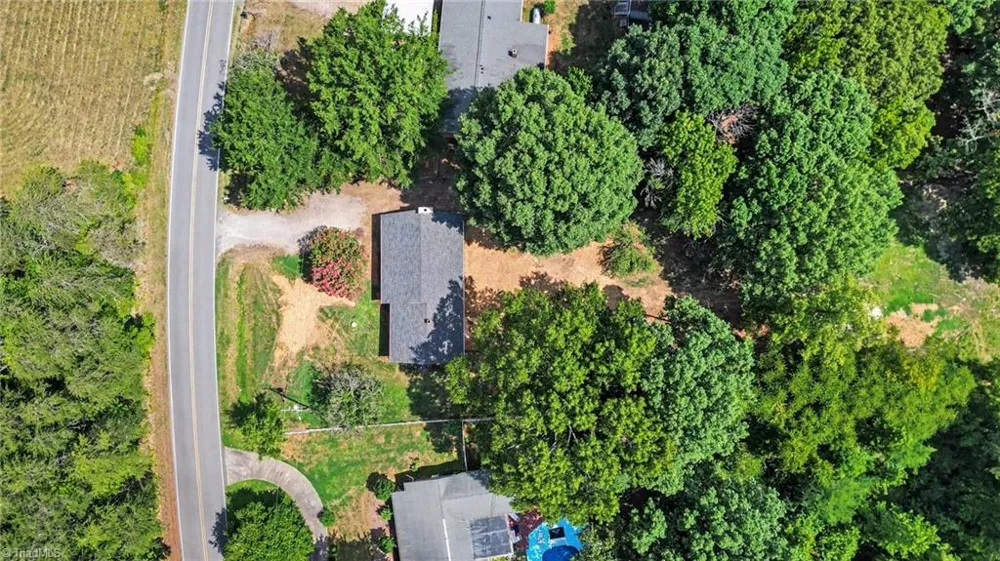 911 Harrison Crossroad Loop Reidsville, NC 27230