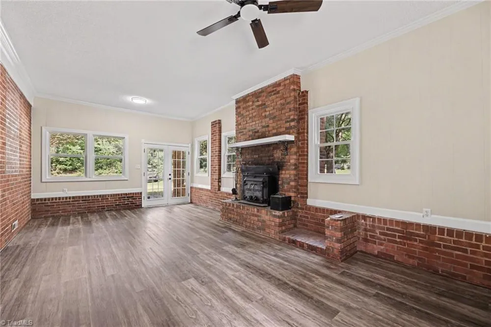 911 Harrison Crossroad Loop Reidsville, NC 27230