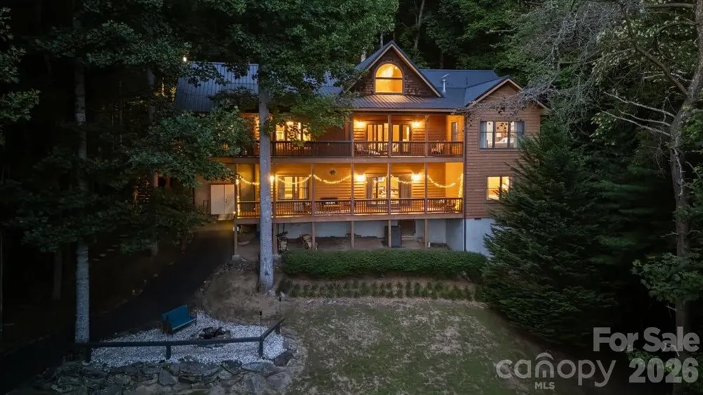317 Von Trapp Lane Tuckasegee, NC 28783