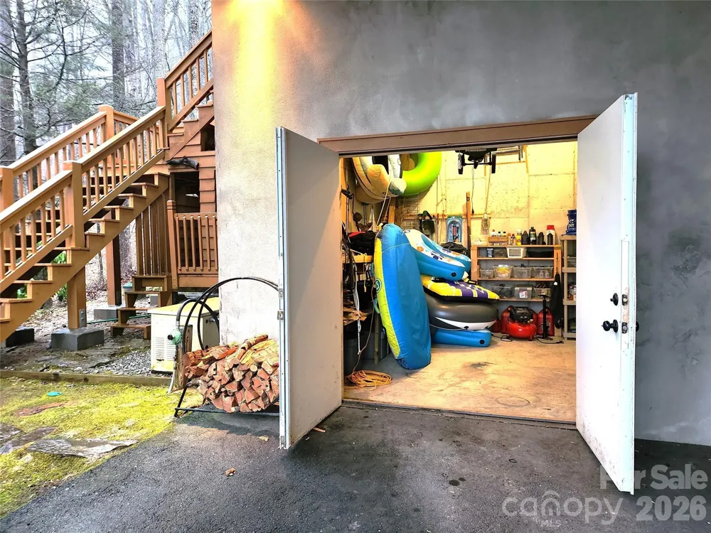 317 Von Trapp Lane Tuckasegee, NC 28783