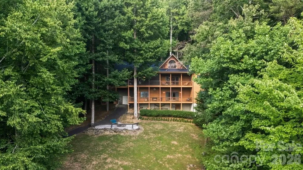317 Von Trapp Lane Tuckasegee, NC 28783