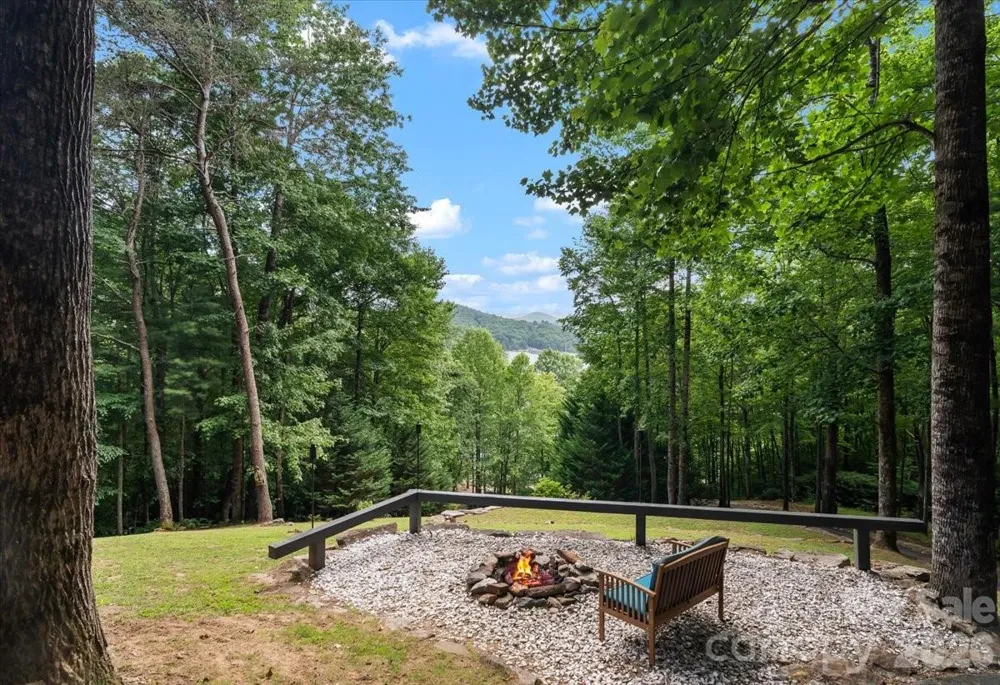 317 Von Trapp Lane Tuckasegee, NC 28783