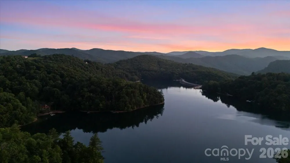 317 Von Trapp Lane Tuckasegee, NC 28783