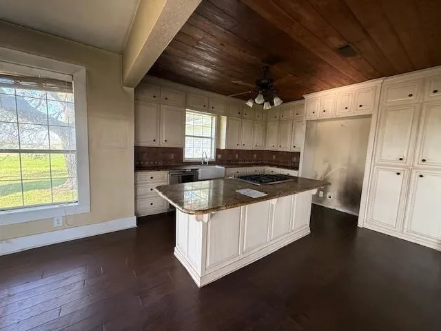 33955 Fm 365 Nome, TX 77629