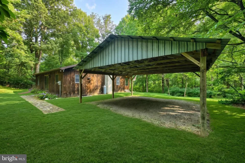 345 MORITZ ROAD Orrtanna, PA 17353