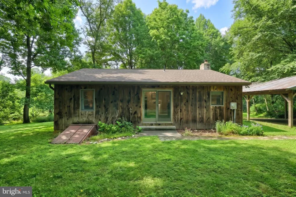 345 MORITZ ROAD Orrtanna, PA 17353