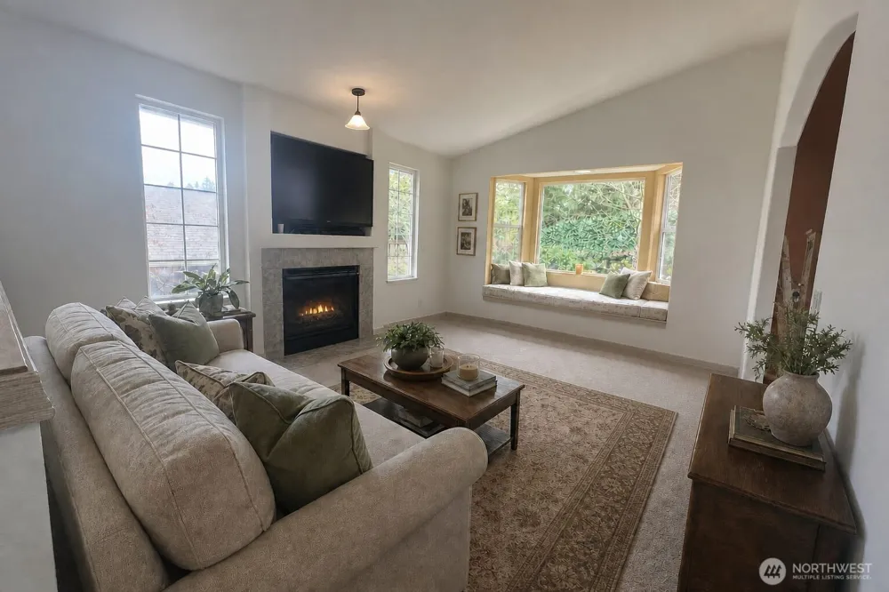 5208 213th Place SW Mountlake Terrace, WA 98043