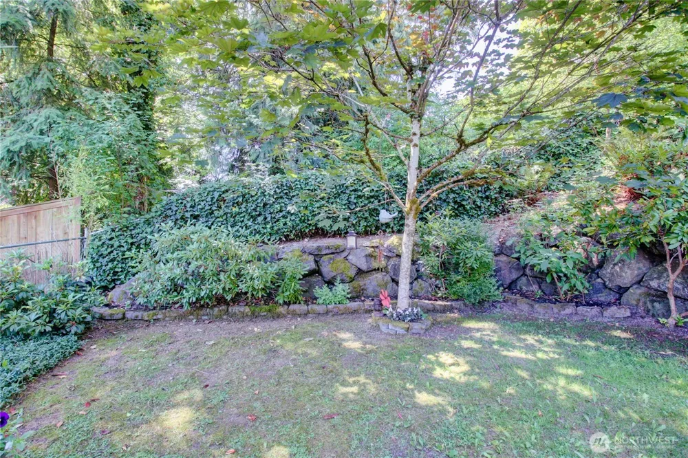 5208 213th Place SW Mountlake Terrace, WA 98043