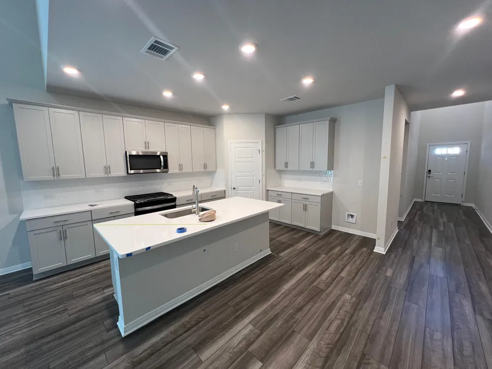 17613 Pepperwood Cove Manor, TX 78653