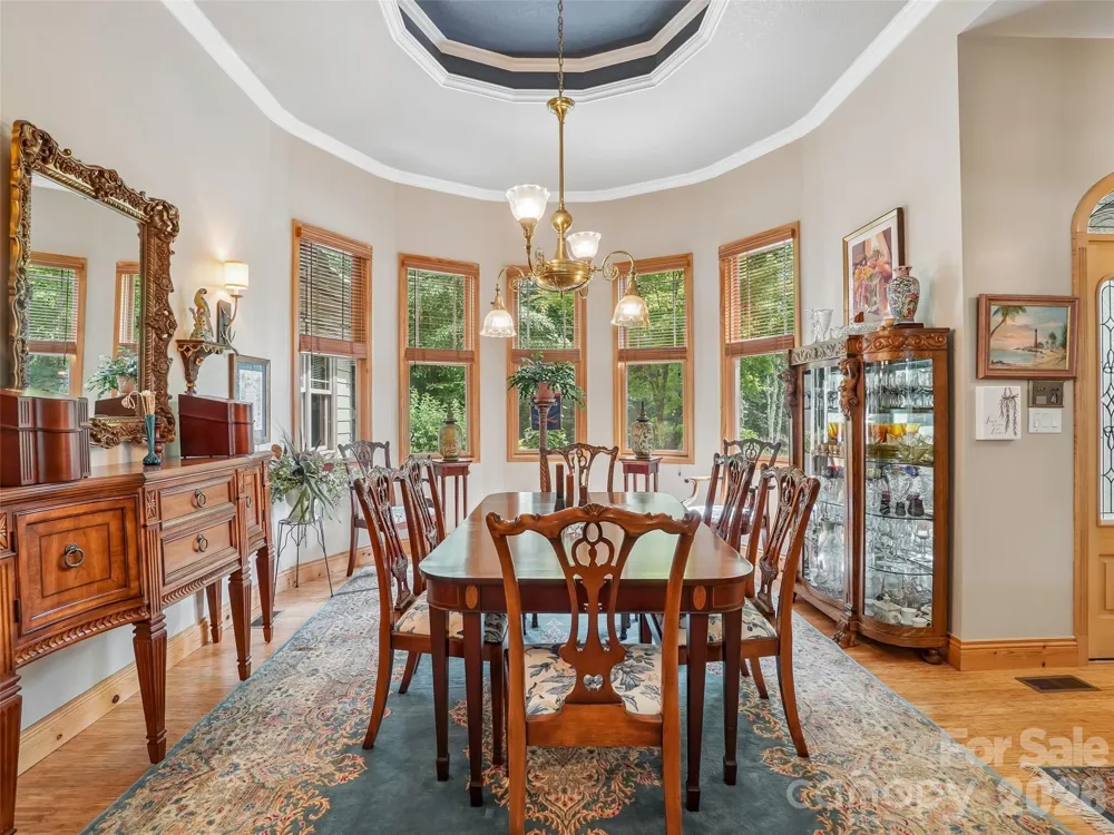 300 Pinnacle Peak Lane Flat Rock, NC 28731