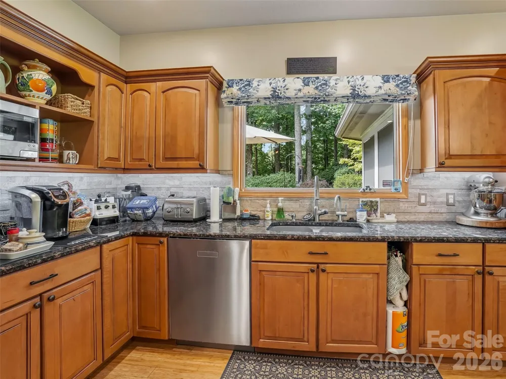 300 Pinnacle Peak Lane Flat Rock, NC 28731
