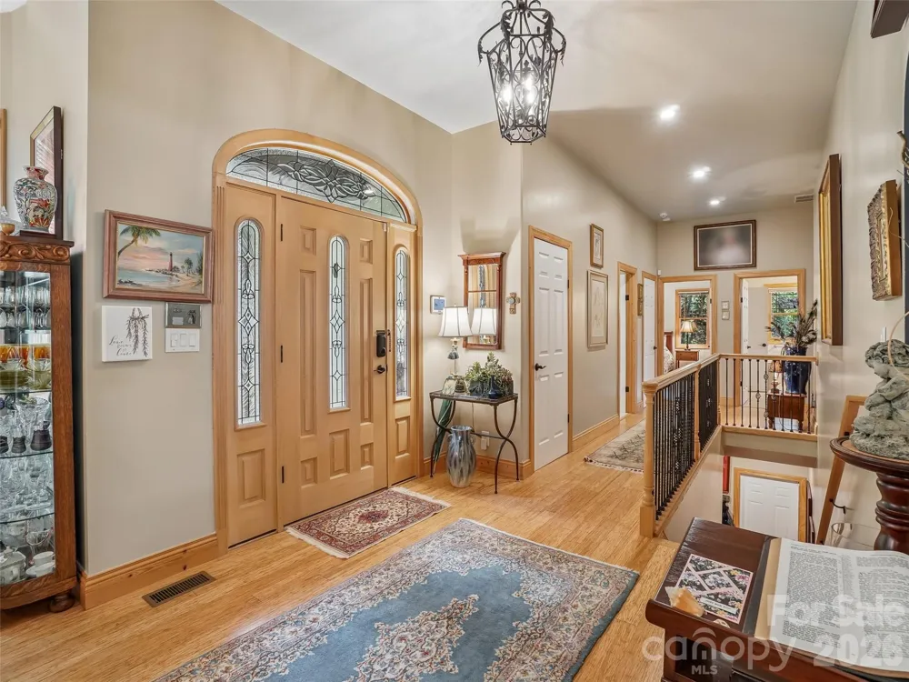 300 Pinnacle Peak Lane Flat Rock, NC 28731