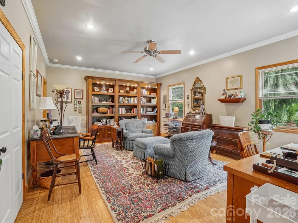 300 Pinnacle Peak Lane Flat Rock, NC 28731