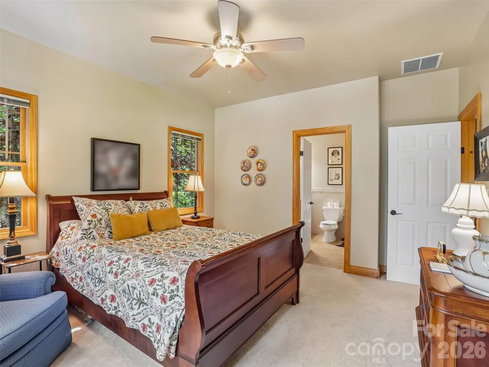 300 Pinnacle Peak Lane Flat Rock, NC 28731
