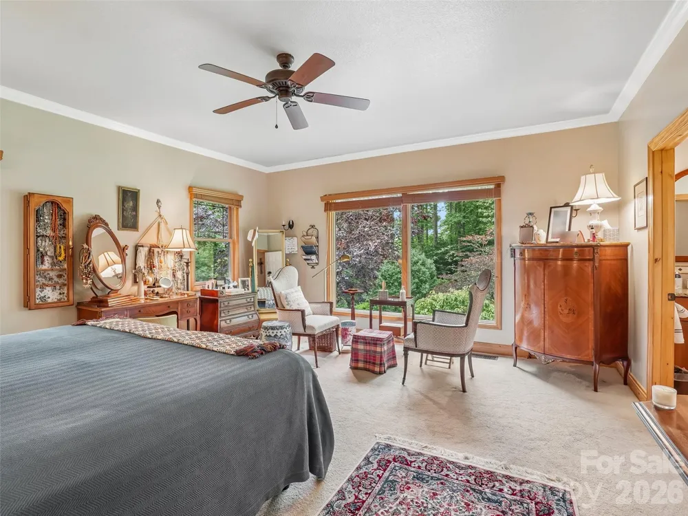 300 Pinnacle Peak Lane Flat Rock, NC 28731