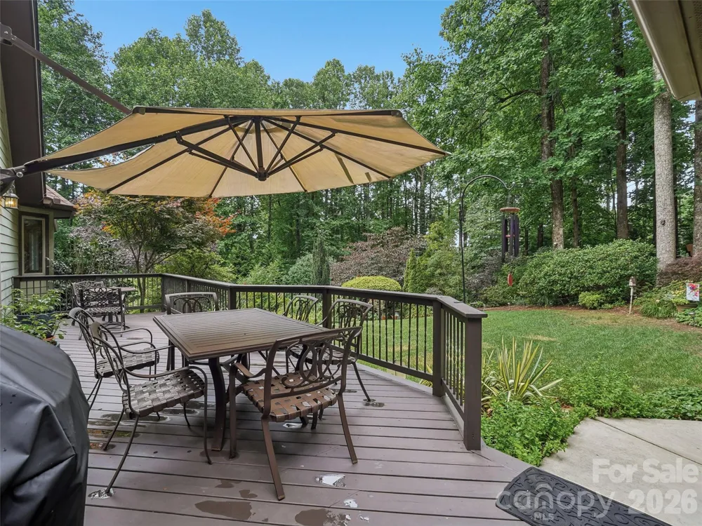 300 Pinnacle Peak Lane Flat Rock, NC 28731