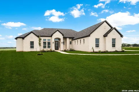 302 Venado Oaks