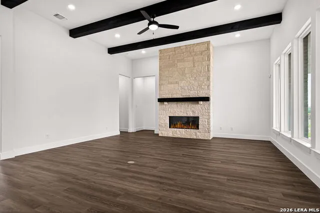 302 Venado Oaks Castroville, TX 78009