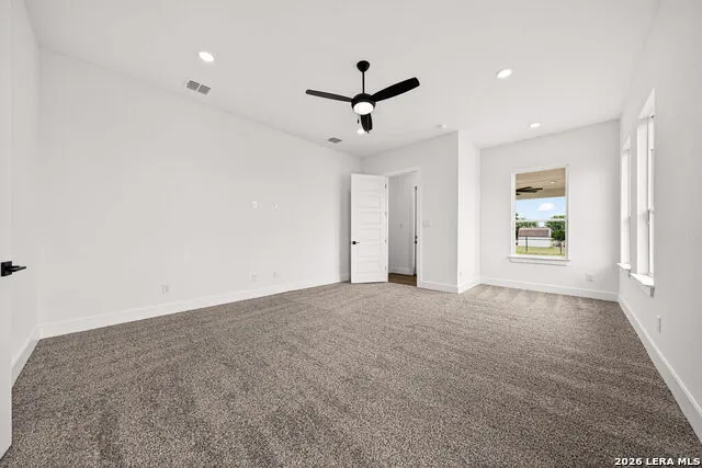 302 Venado Oaks Castroville, TX 78009