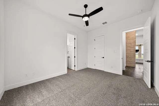 302 Venado Oaks Castroville, TX 78009