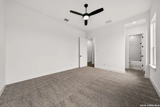 302 Venado Oaks Castroville, TX 78009