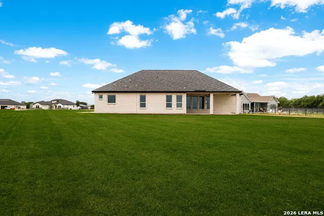 302 Venado Oaks Castroville, TX 78009