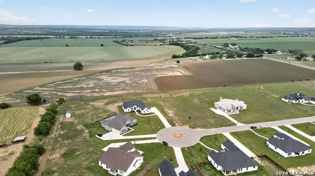 302 Venado Oaks Castroville, TX 78009