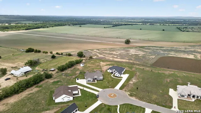 302 Venado Oaks Castroville, TX 78009