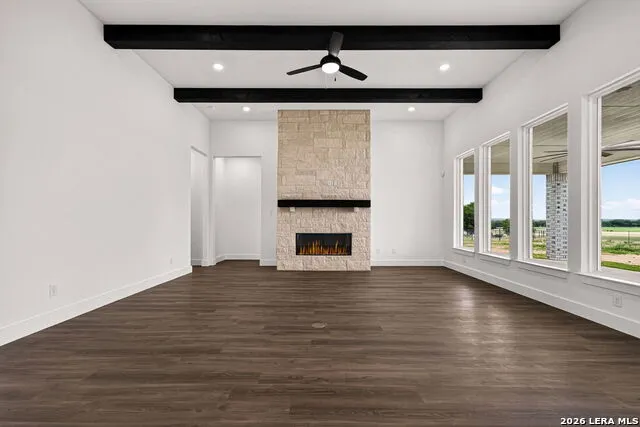 302 Venado Oaks Castroville, TX 78009