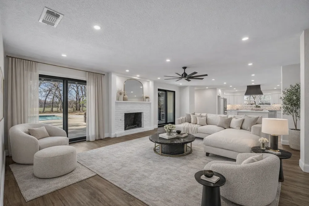 7004 Ledbetter Road Arlington, TX 76001