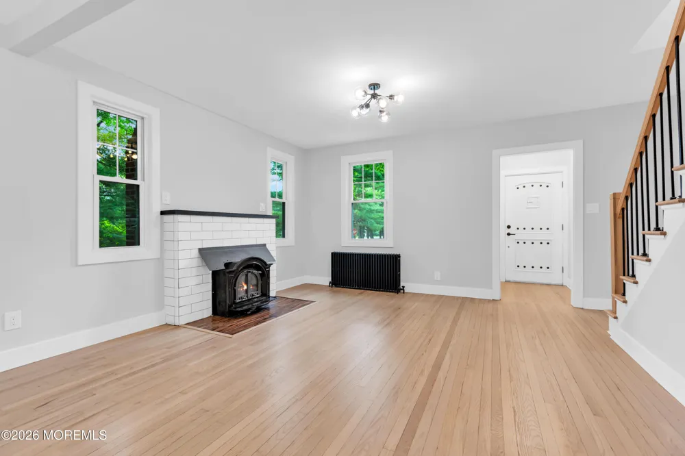 201 Knox Avenue Eatontown, NJ 07724