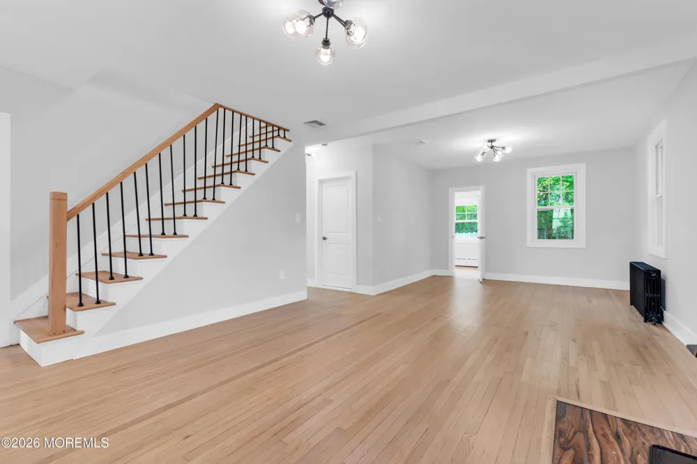 201 Knox Avenue Eatontown, NJ 07724