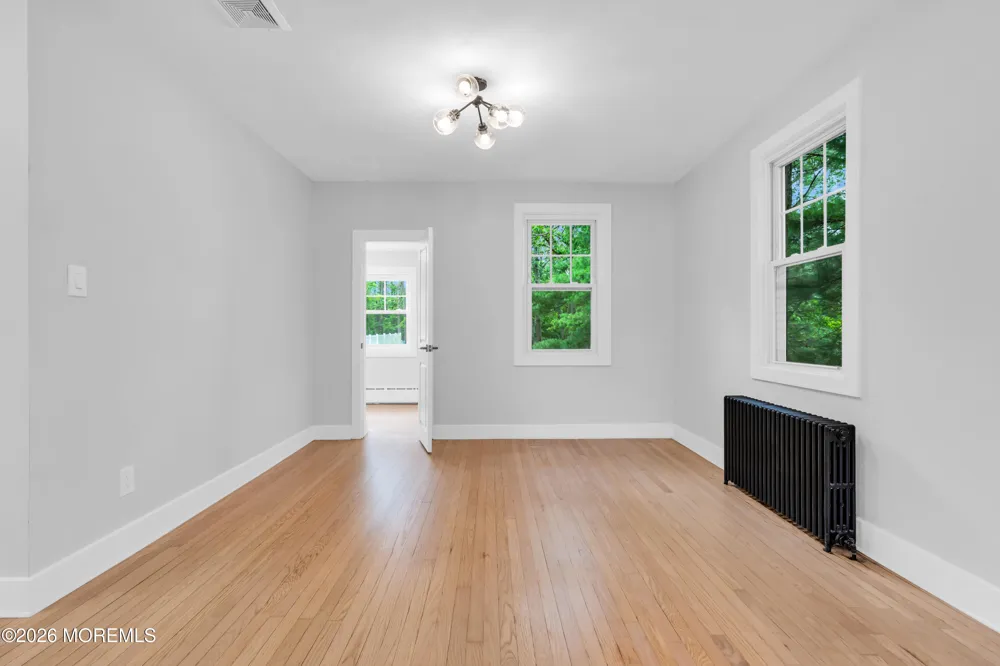 201 Knox Avenue Eatontown, NJ 07724