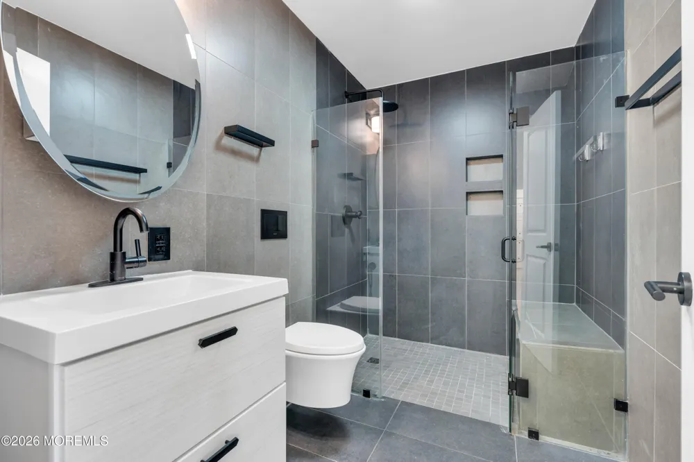 201 Knox Avenue Eatontown, NJ 07724