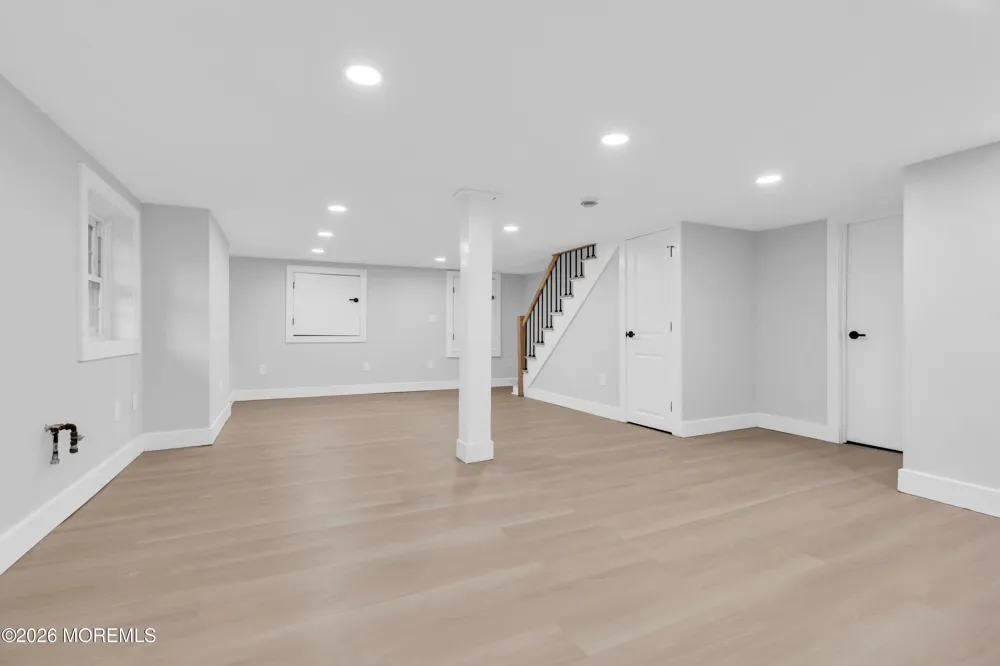 201 Knox Avenue Eatontown, NJ 07724