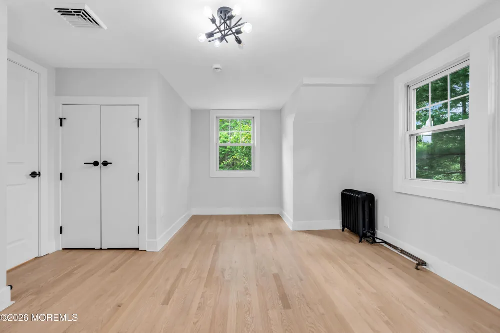 201 Knox Avenue Eatontown, NJ 07724