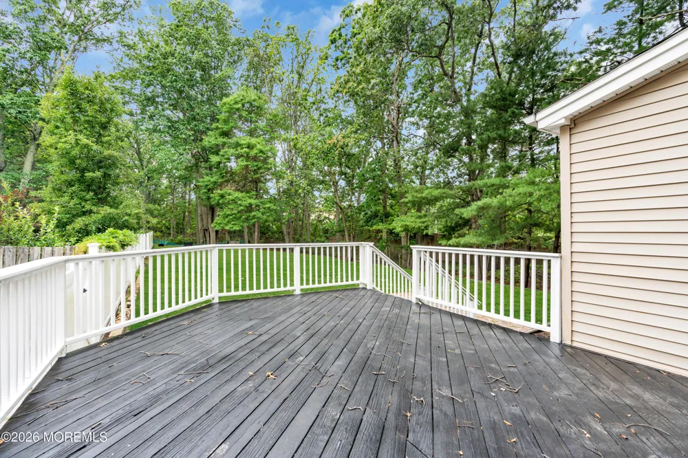 201 Knox Avenue Eatontown, NJ 07724
