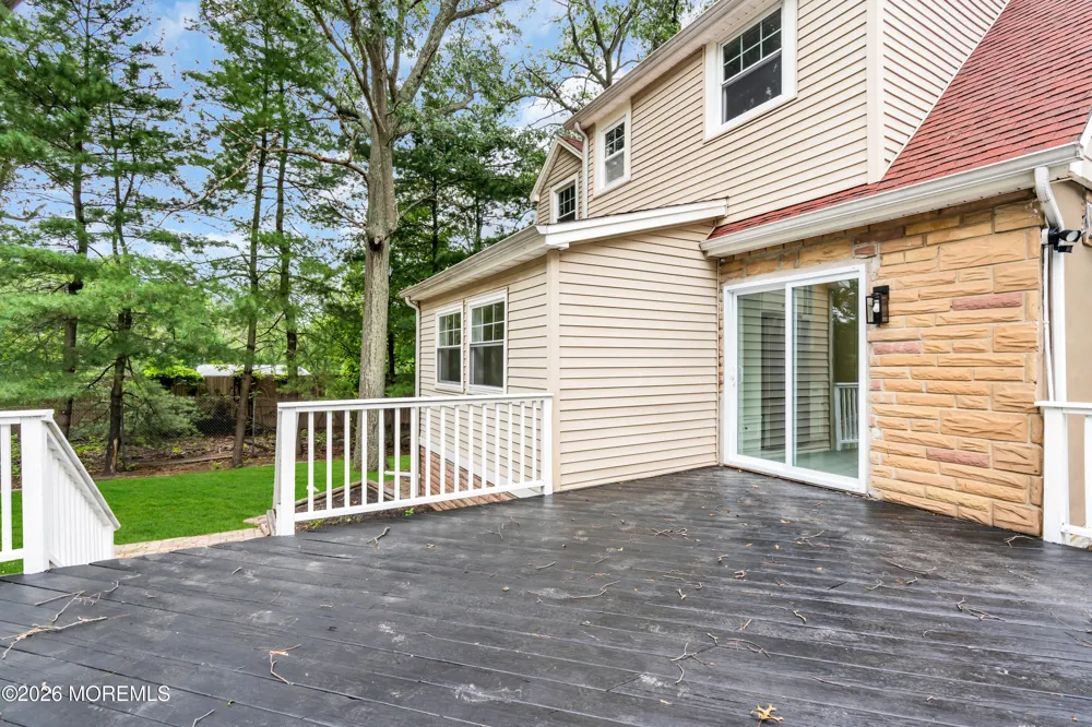 201 Knox Avenue Eatontown, NJ 07724