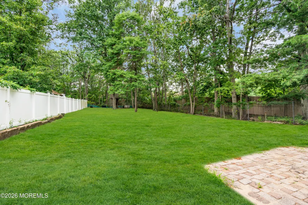 201 Knox Avenue Eatontown, NJ 07724