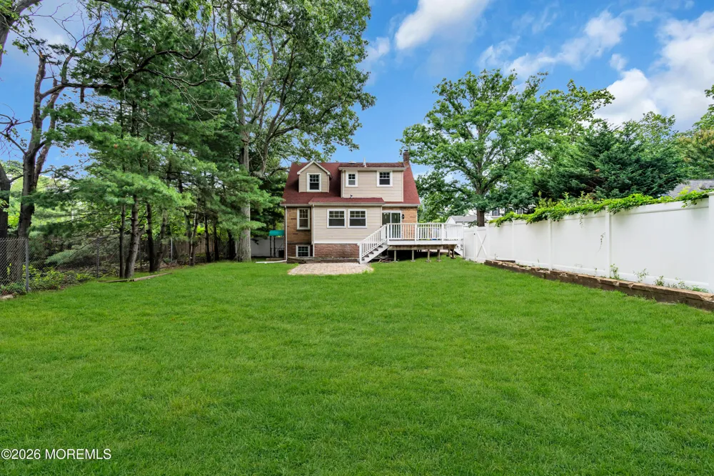 201 Knox Avenue Eatontown, NJ 07724