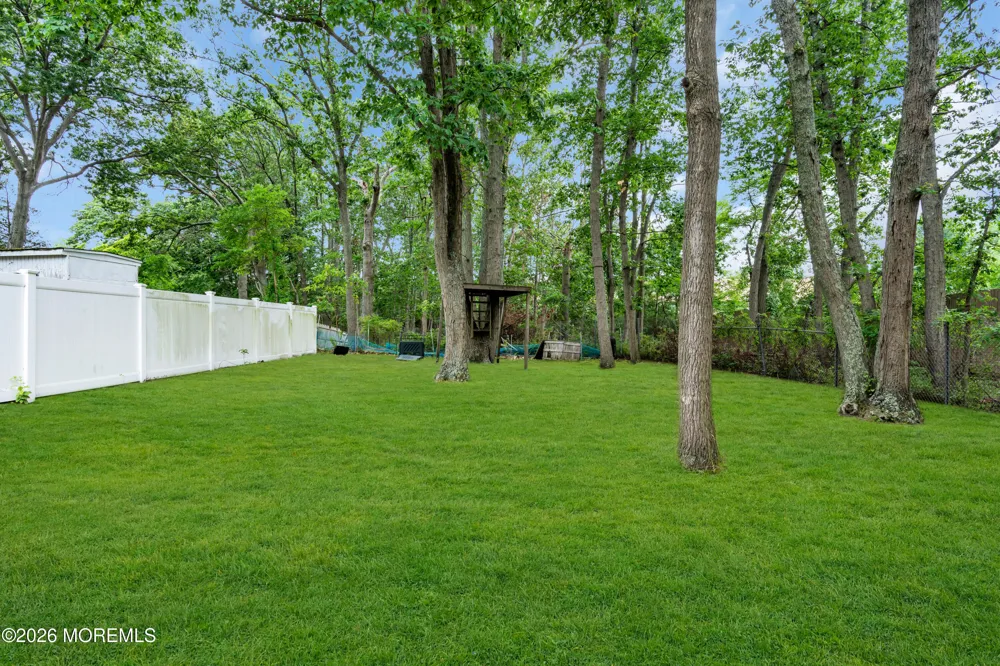 201 Knox Avenue Eatontown, NJ 07724