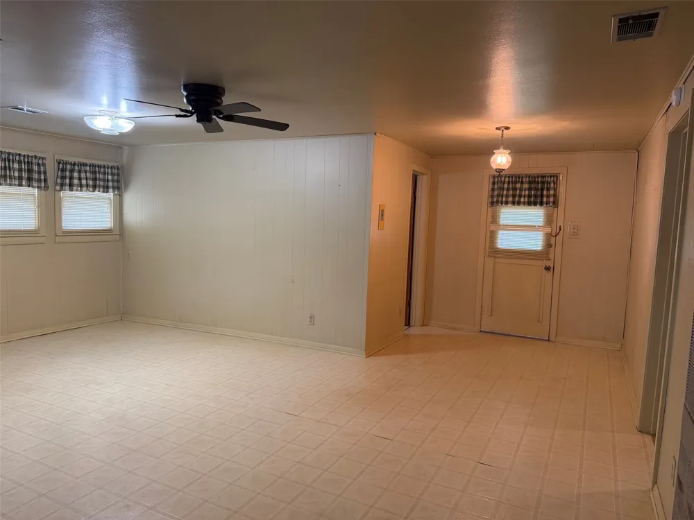319 Shenandoah Street Marlin, TX 76661