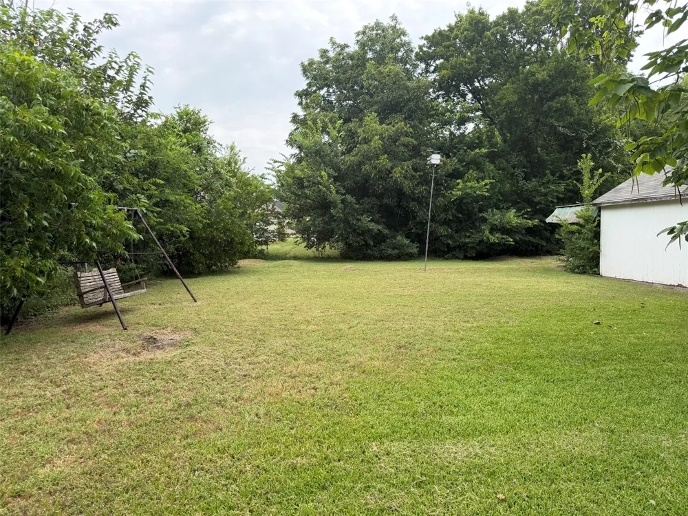 319 Shenandoah Street Marlin, TX 76661