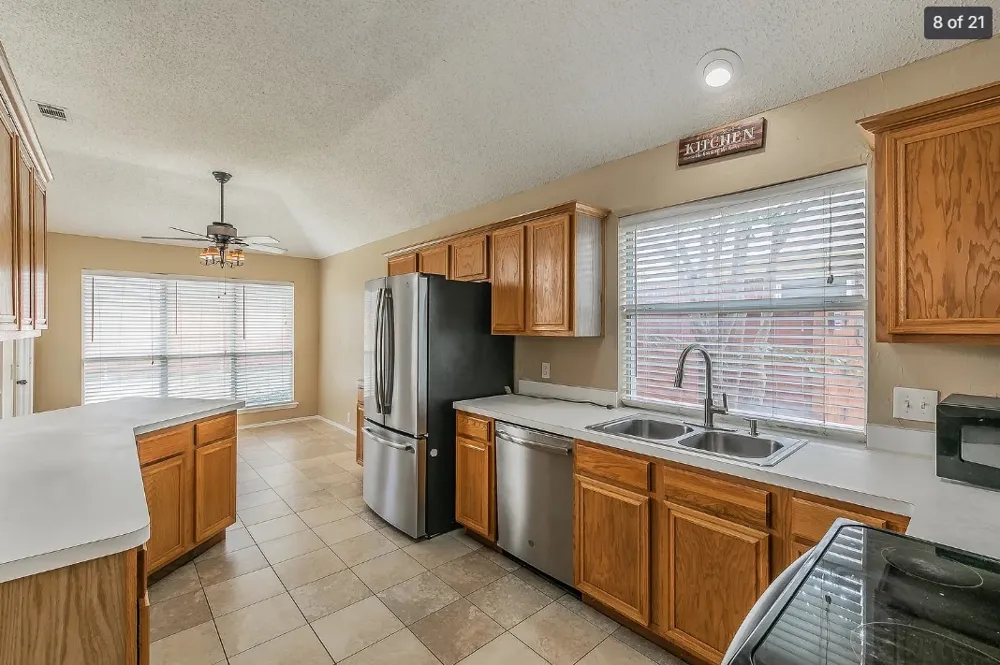 210 Madisson Drive Euless, TX 76039