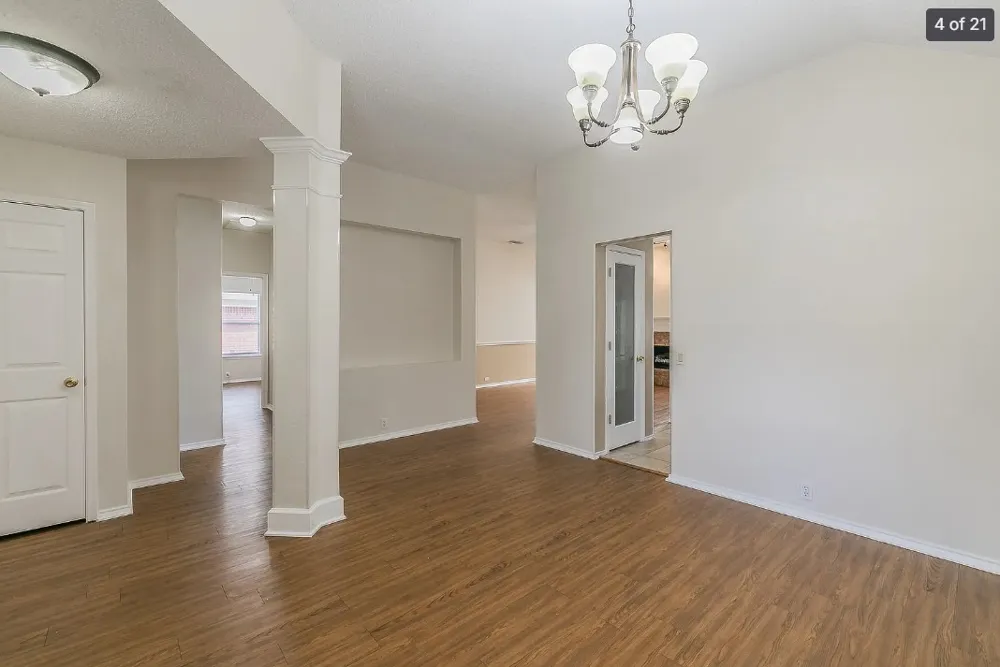 210 Madisson Drive Euless, TX 76039