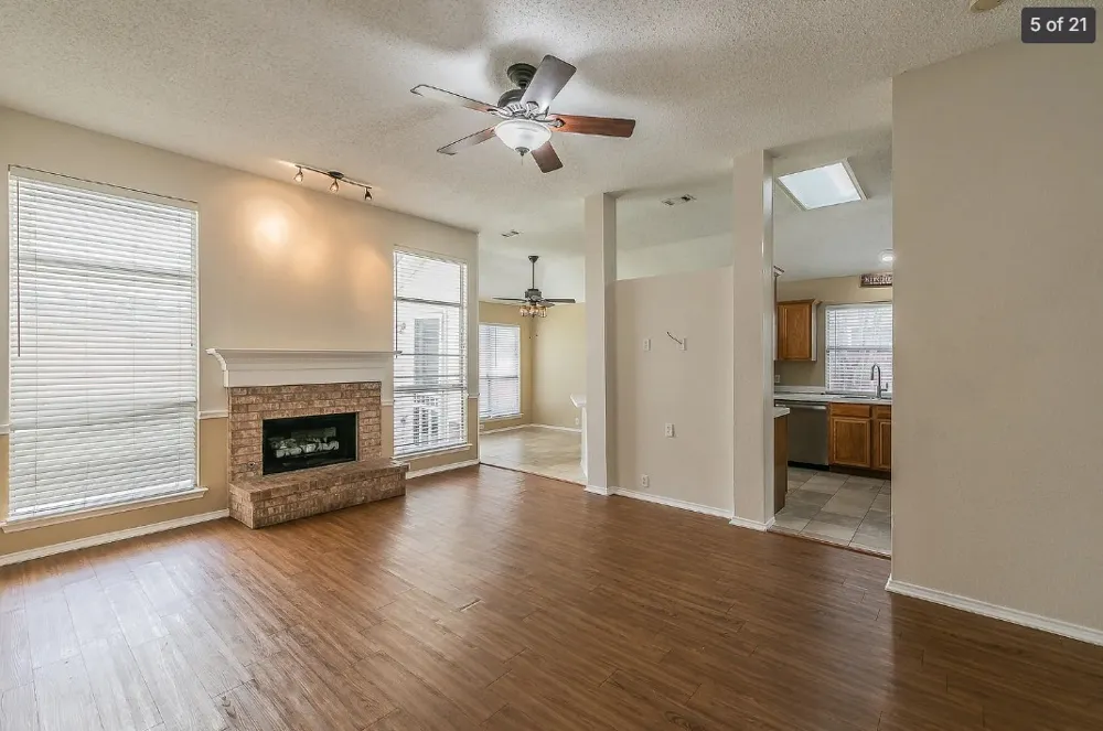210 Madisson Drive Euless, TX 76039