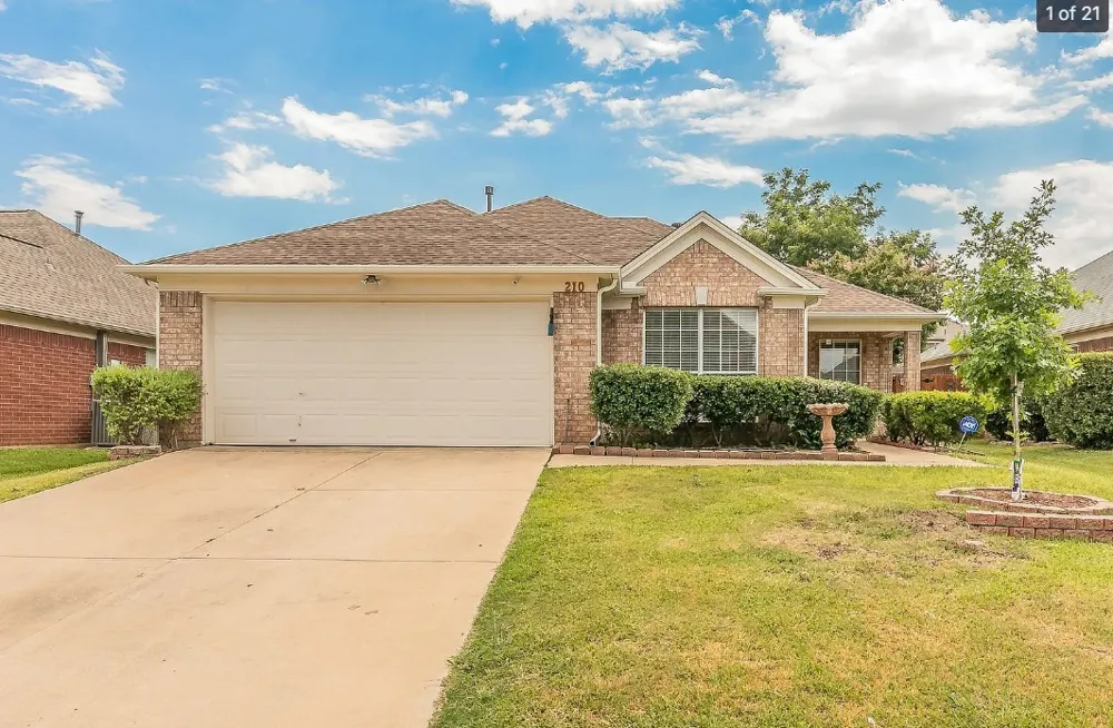 210 Madisson Drive Euless, TX 76039