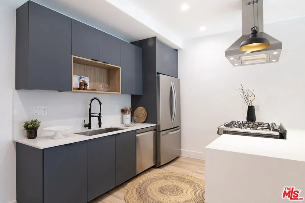 1236 Fairfax Avenue #5 West Hollywood, CA 90046