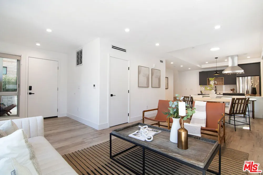 1236 Fairfax Avenue #5 West Hollywood, CA 90046